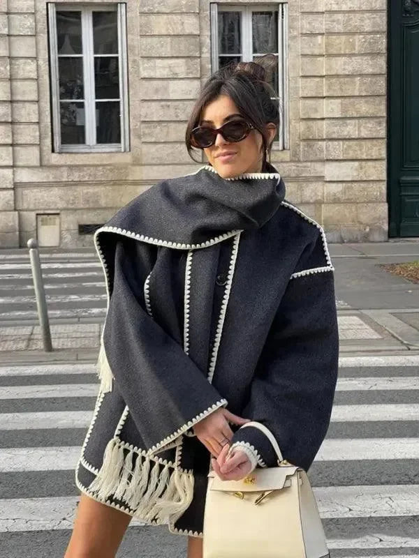 Heidi-Mode | Wollener Schal-Mantel für Frauen