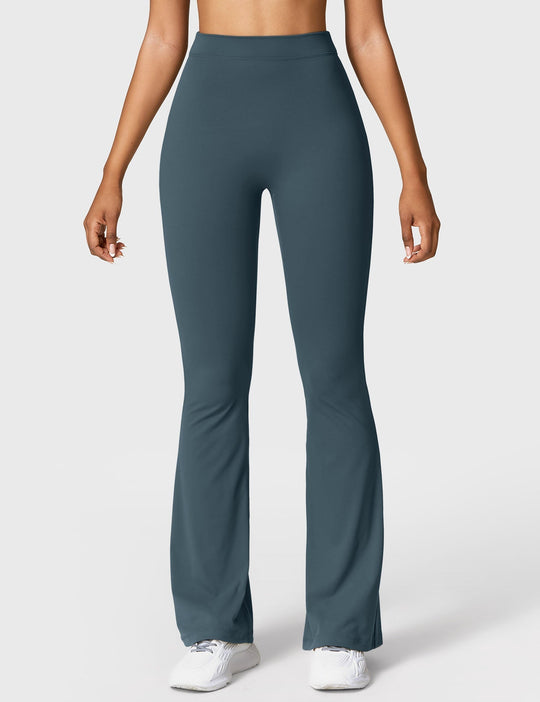 Heidi-Mode | Ausgestellte Leggings mit V-Ausschnitt