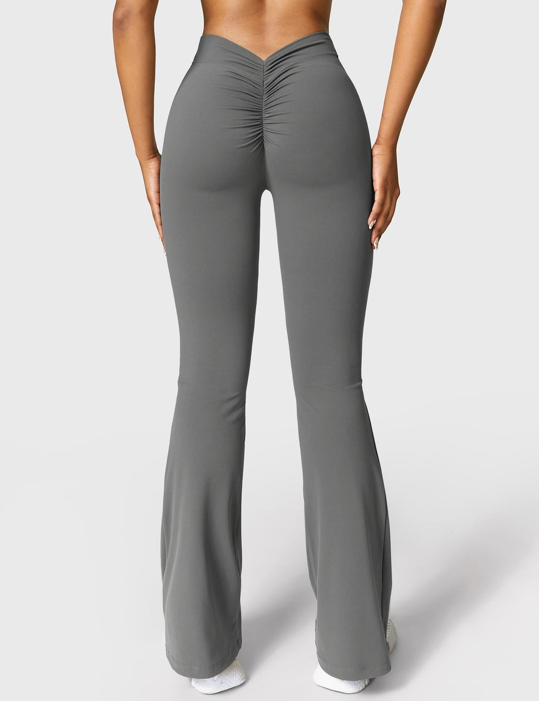 Heidi-Mode | Ausgestellte Leggings mit V-Ausschnitt