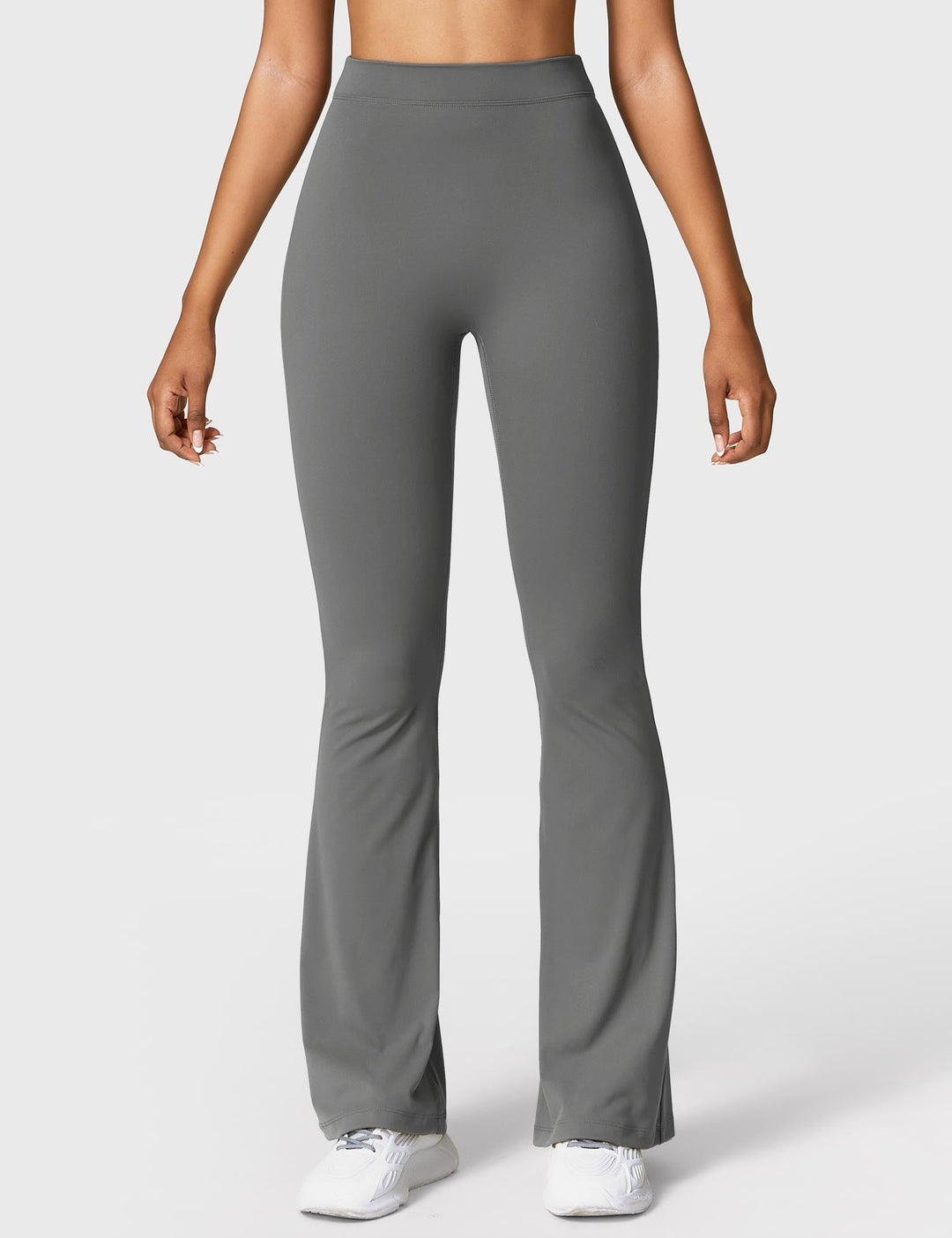 Heidi-Mode | Ausgestellte Leggings mit V-Ausschnitt