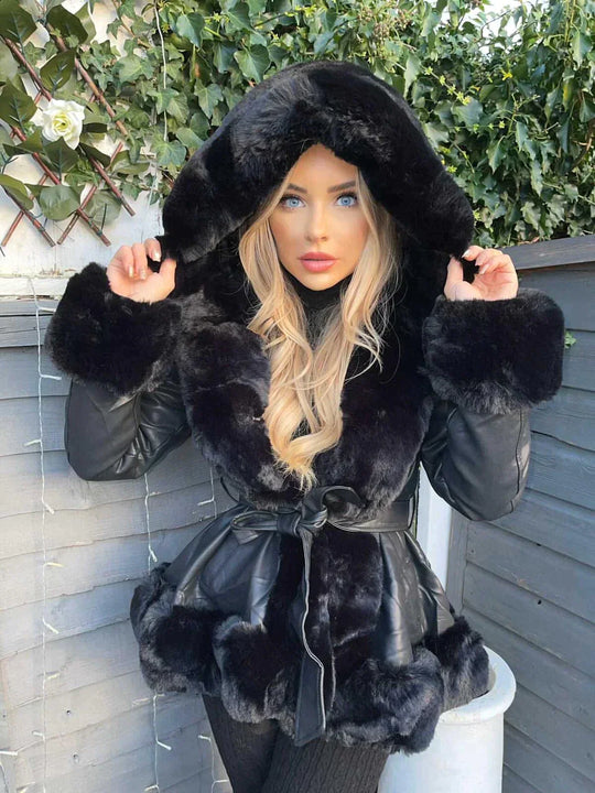 Mira  | Wintermantel nasse Kapuzenjacke aus Faux Bond